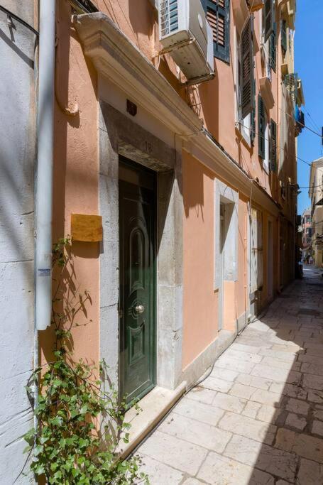 Ria'S Apartment In Corfu Town Extérieur photo