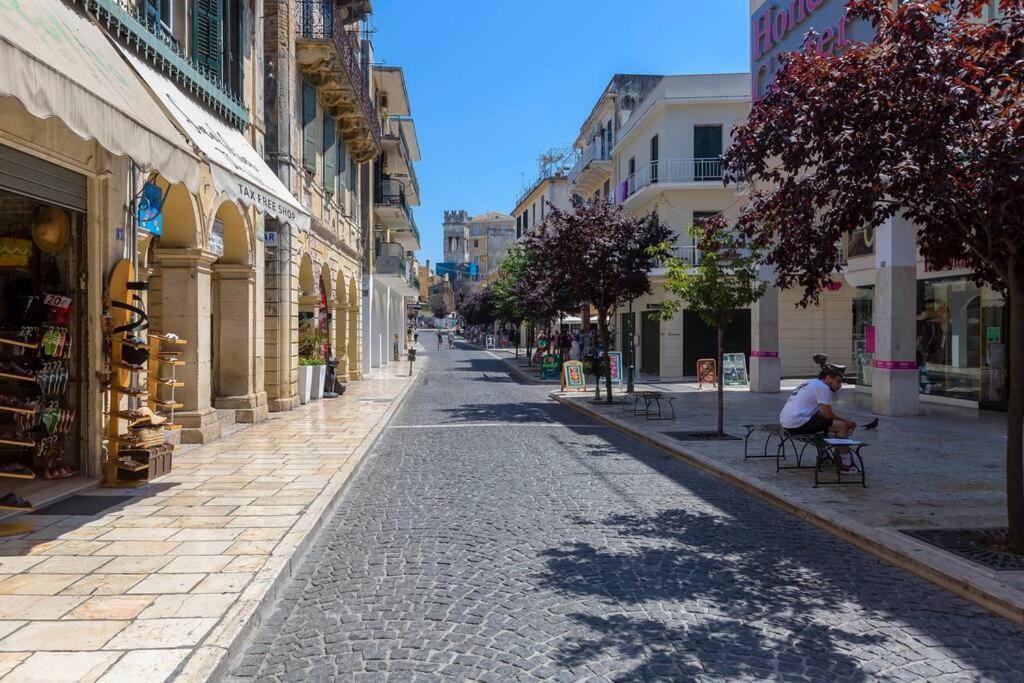 Ria'S Apartment In Corfu Town Extérieur photo